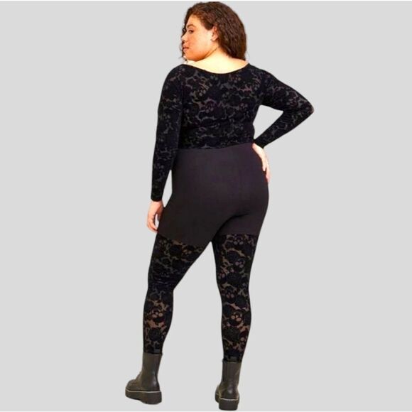 TORRID Full LengthโFlocked Lace Rose Black Skull Catsuit 2X - Picture 7 of 13